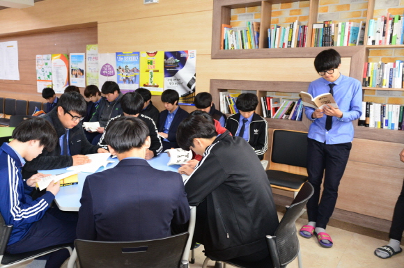 김천중앙고등학교 이미지